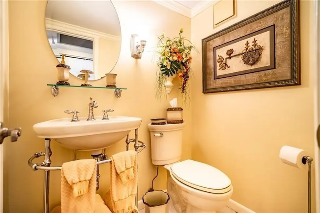 137 Farnham F Deerfield Beach FL 33442