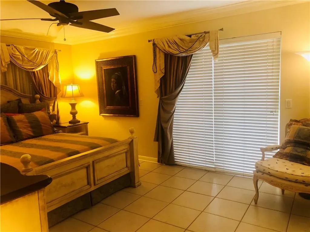 137 Farnham F Deerfield Beach FL 33442