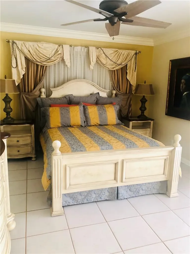 137 Farnham F Deerfield Beach FL 33442