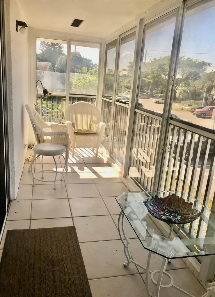 137 Farnham F Deerfield Beach FL 33442