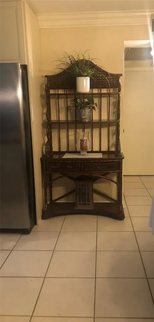 137 Farnham F Deerfield Beach FL 33442