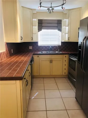 137 Farnham F Deerfield Beach FL 33442