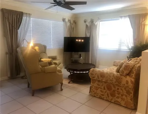 137 Farnham F Deerfield Beach FL 33442