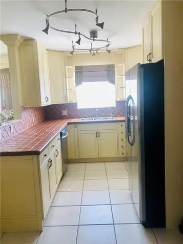 137 Farnham F Deerfield Beach FL 33442