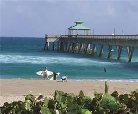137 Farnham F Deerfield Beach FL 33442