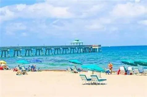 137 Farnham F Deerfield Beach FL 33442