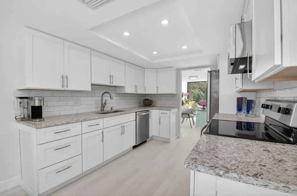 3708 Bridgewood Drive Boca Raton FL 33434