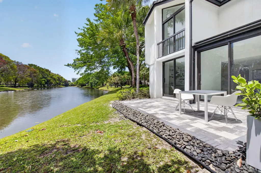 3708 Bridgewood Drive Boca Raton FL 33434