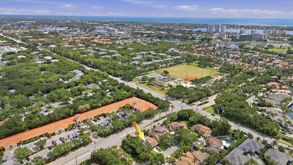 1001 Raintree Lane Palm Beach Gardens FL 33410