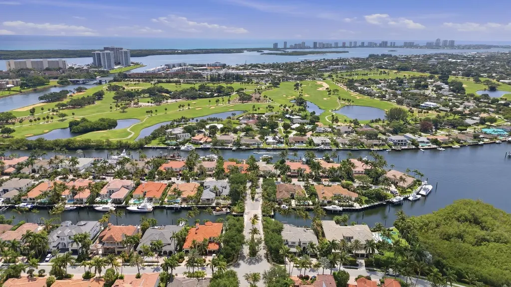 1001 Raintree Lane Palm Beach Gardens FL 33410