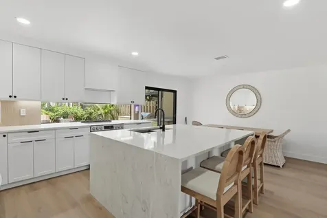 1001 Raintree Lane Palm Beach Gardens FL 33410