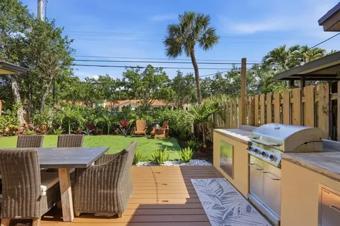 1001 Raintree Lane Palm Beach Gardens FL 33410