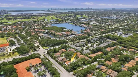 1001 Raintree Lane Palm Beach Gardens FL 33410