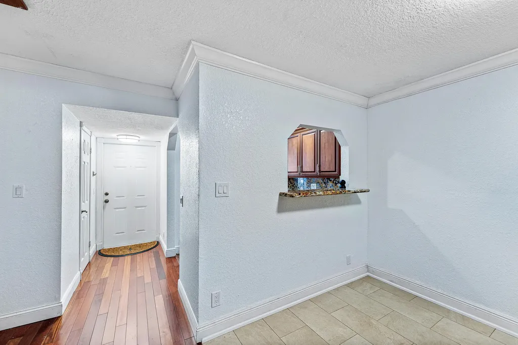 139 Sparrow Royal Palm Beach FL 33411