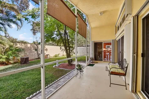 1033 W Fairfax Circle W Boynton Beach FL 33436