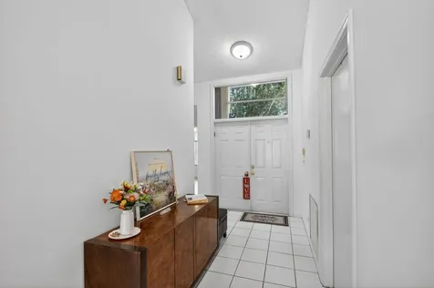 1033 W Fairfax Circle W Boynton Beach FL 33436