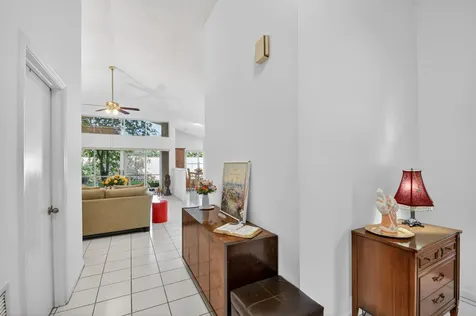 1033 W Fairfax Circle W Boynton Beach FL 33436