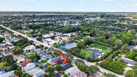 1033 W Fairfax Circle W Boynton Beach FL 33436