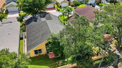 1033 W Fairfax Circle W Boynton Beach FL 33436