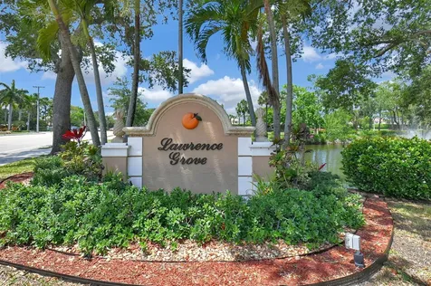 1033 W Fairfax Circle W Boynton Beach FL 33436