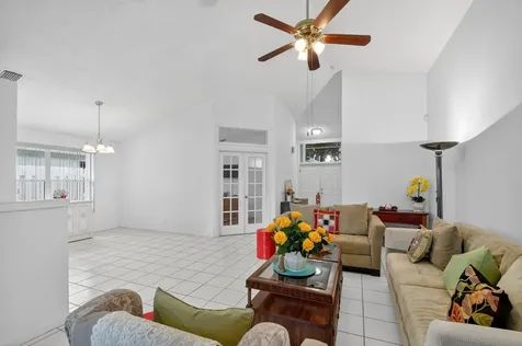 1033 W Fairfax Circle W Boynton Beach FL 33436