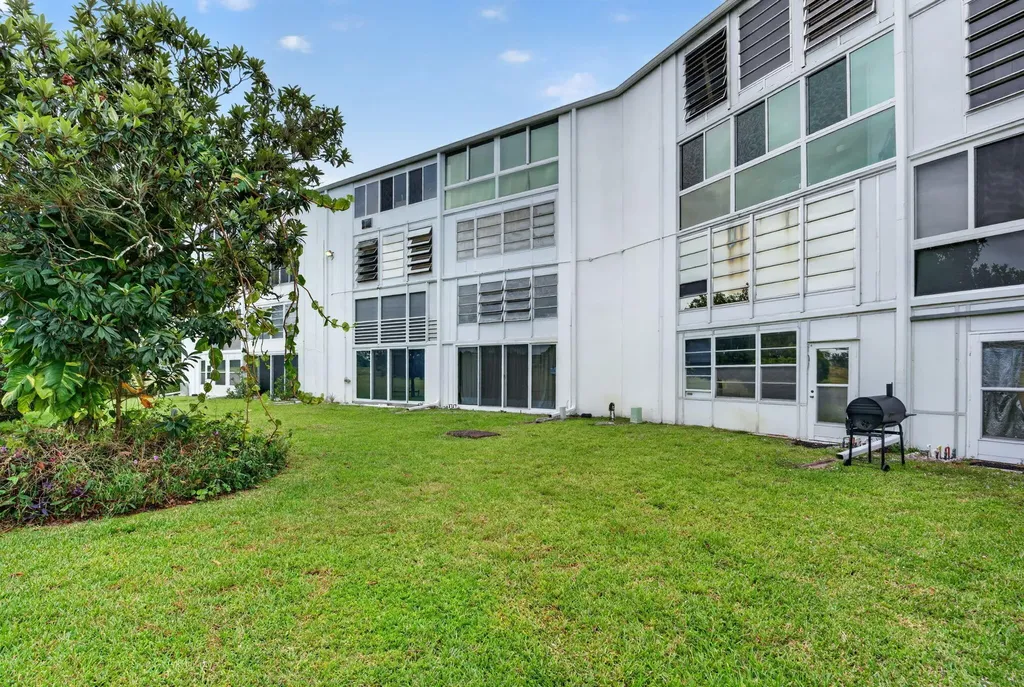 1025 Ventnor Deerfield Beach FL 33442