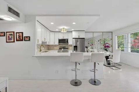 1025 Ventnor Deerfield Beach FL 33442