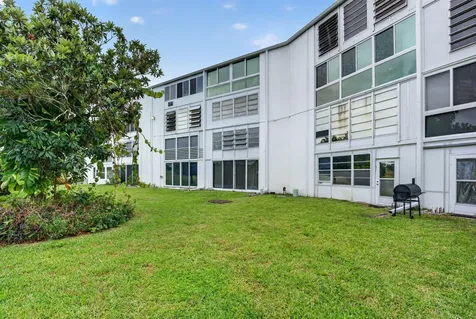 1025 Ventnor Deerfield Beach FL 33442