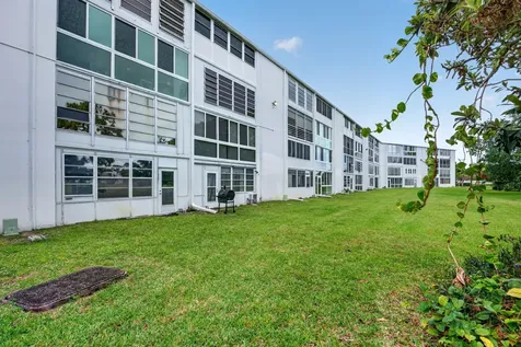 1025 Ventnor Deerfield Beach FL 33442