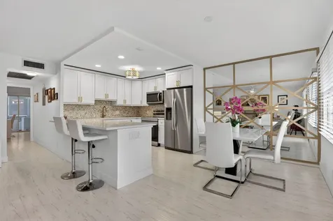 1025 Ventnor Deerfield Beach FL 33442