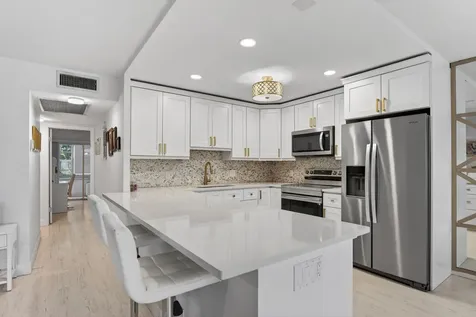 1025 Ventnor Deerfield Beach FL 33442