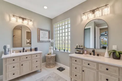 660 Tangelo Circle SW Vero Beach FL 32968