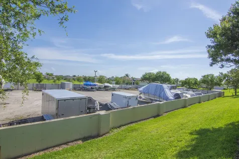 660 Tangelo Circle SW Vero Beach FL 32968