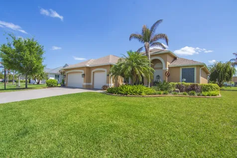 660 Tangelo Circle SW Vero Beach FL 32968