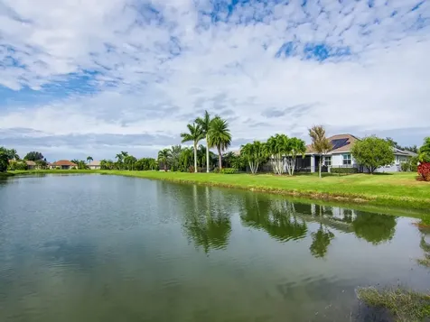 660 Tangelo Circle SW Vero Beach FL 32968