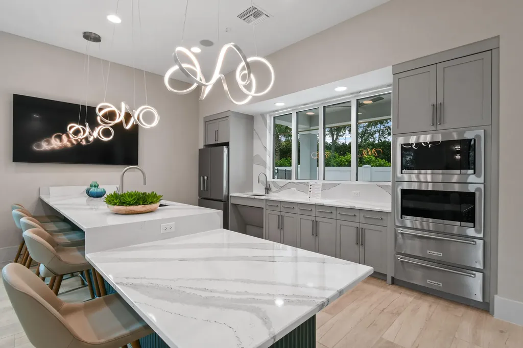 9358 Cape Honey Bee Lane Lake Worth FL 33467
