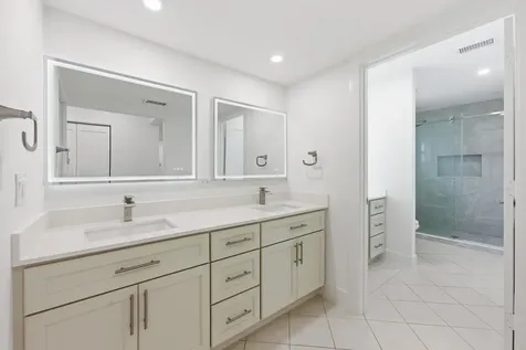 9258 Vista Del Lago Boca Raton FL 33428