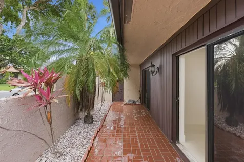 9258 Vista Del Lago Boca Raton FL 33428