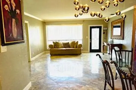 2611 NW 27th Street Oakland Park FL 33311