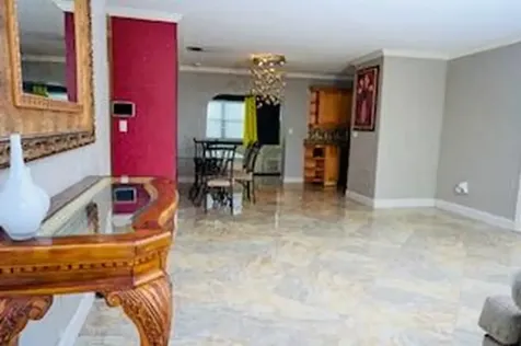 2611 NW 27th Street Oakland Park FL 33311