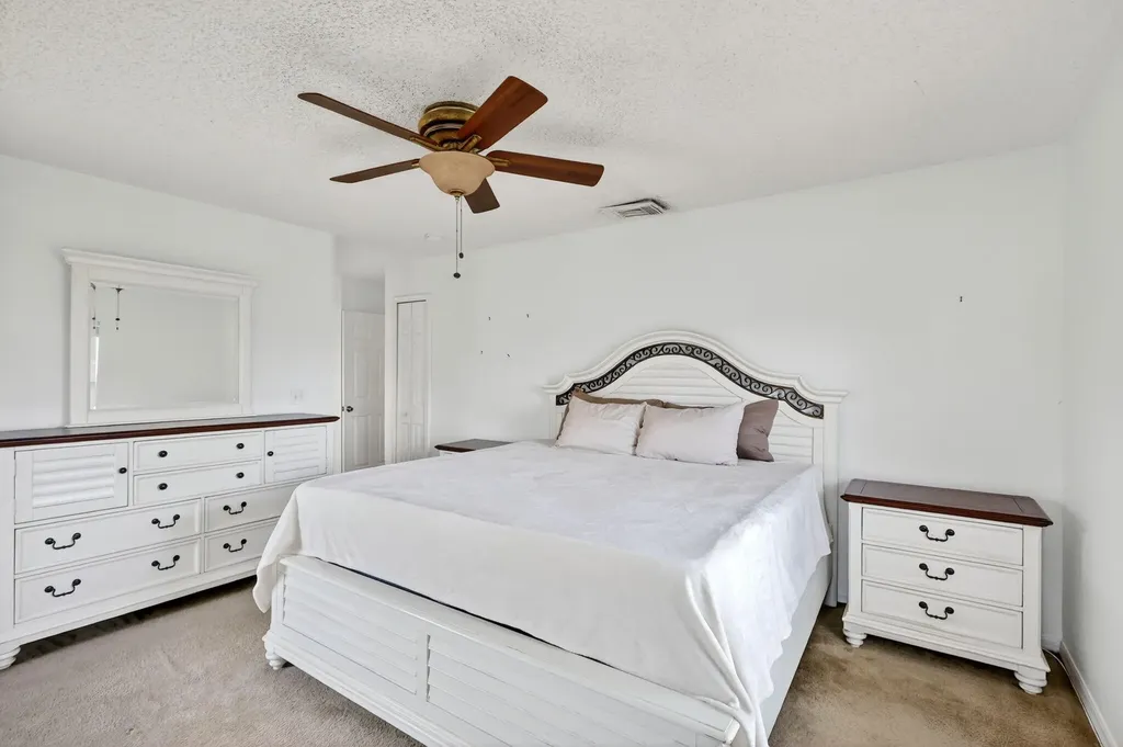 2534 SW Grotto Circle Port St Lucie FL 34953