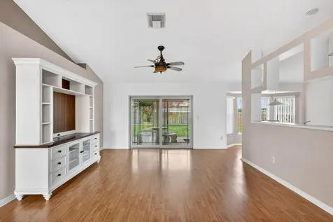 2534 SW Grotto Circle Port St Lucie FL 34953