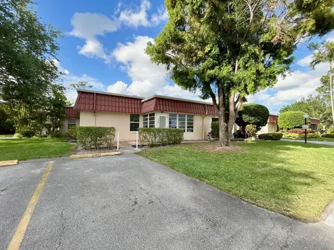617 Laconia Circle Lake Worth FL 33467