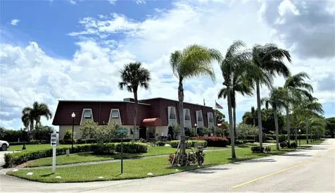 617 Laconia Circle Lake Worth FL 33467