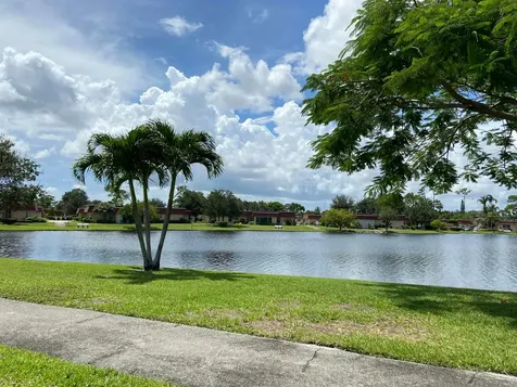 617 Laconia Circle Lake Worth FL 33467
