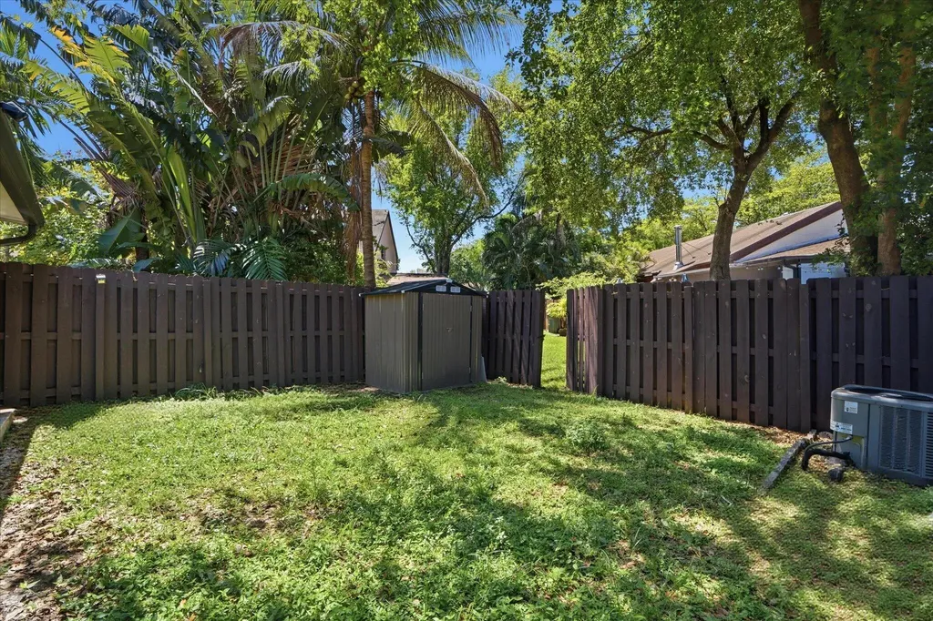 3414 Freedom Drive Hollywood FL 33021