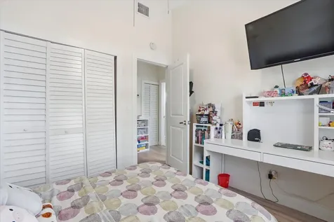 3414 Freedom Drive Hollywood FL 33021