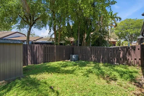 3414 Freedom Drive Hollywood FL 33021