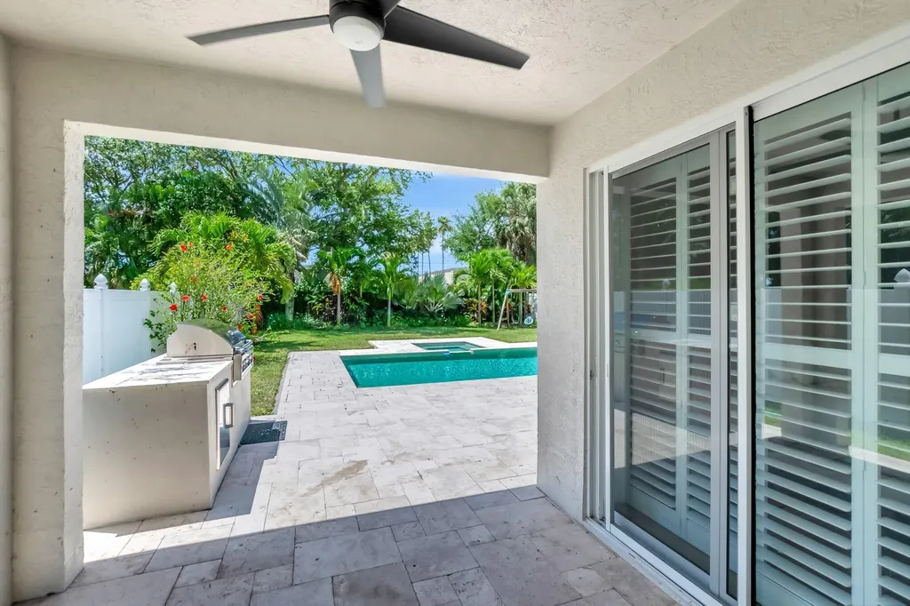 1050 Delray Lakes Drive Delray Beach FL 33444