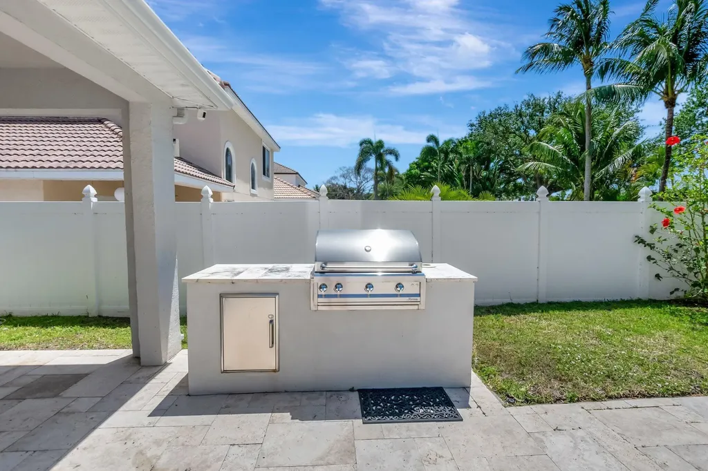 1050 Delray Lakes Drive Delray Beach FL 33444